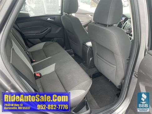 Used 2013 Ford Focus SE image 16