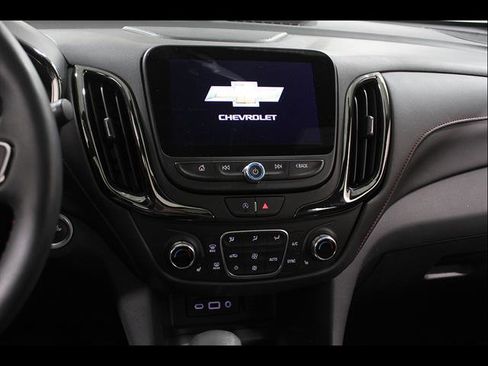 Used 2023 Chevrolet Equinox RS w/ RS Leather Package AWD/4WD image 9