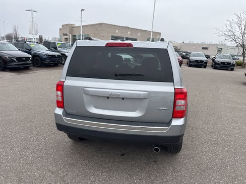 Used 2016 Jeep Patriot High Altitude image 6