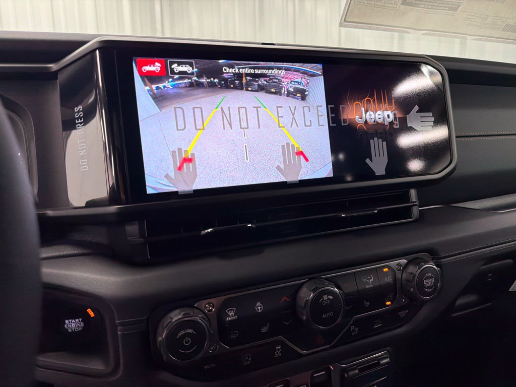 New 2027 Jeep Wrangler Unlimited Sahara AWD/4WD image 22