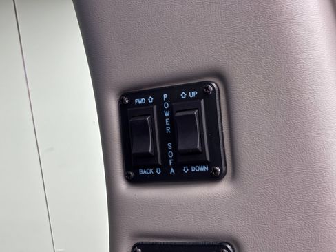 New 2026 GMC Savana 3500 Extended w/ Driver Convenience Package RWD image 11