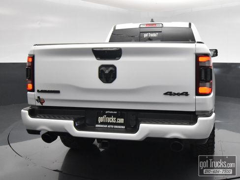 Used 2023 RAM 1500 Laramie AWD/4WD image 6