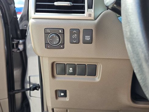 Used 2017 Lexus GX 460 w/ Navigation Package AWD/4WD image 21