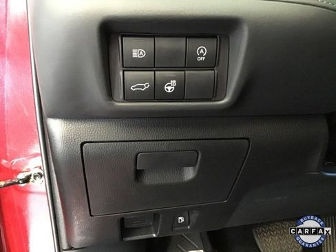 Used 2023 Toyota Highlander Limited image 61