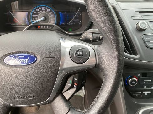 Used 2017 Ford C-MAX SE image 17