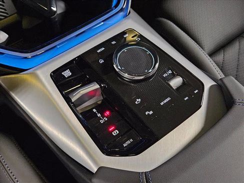 Used 2025 BMW X3 xDrive30i w/ Premium Package image 11