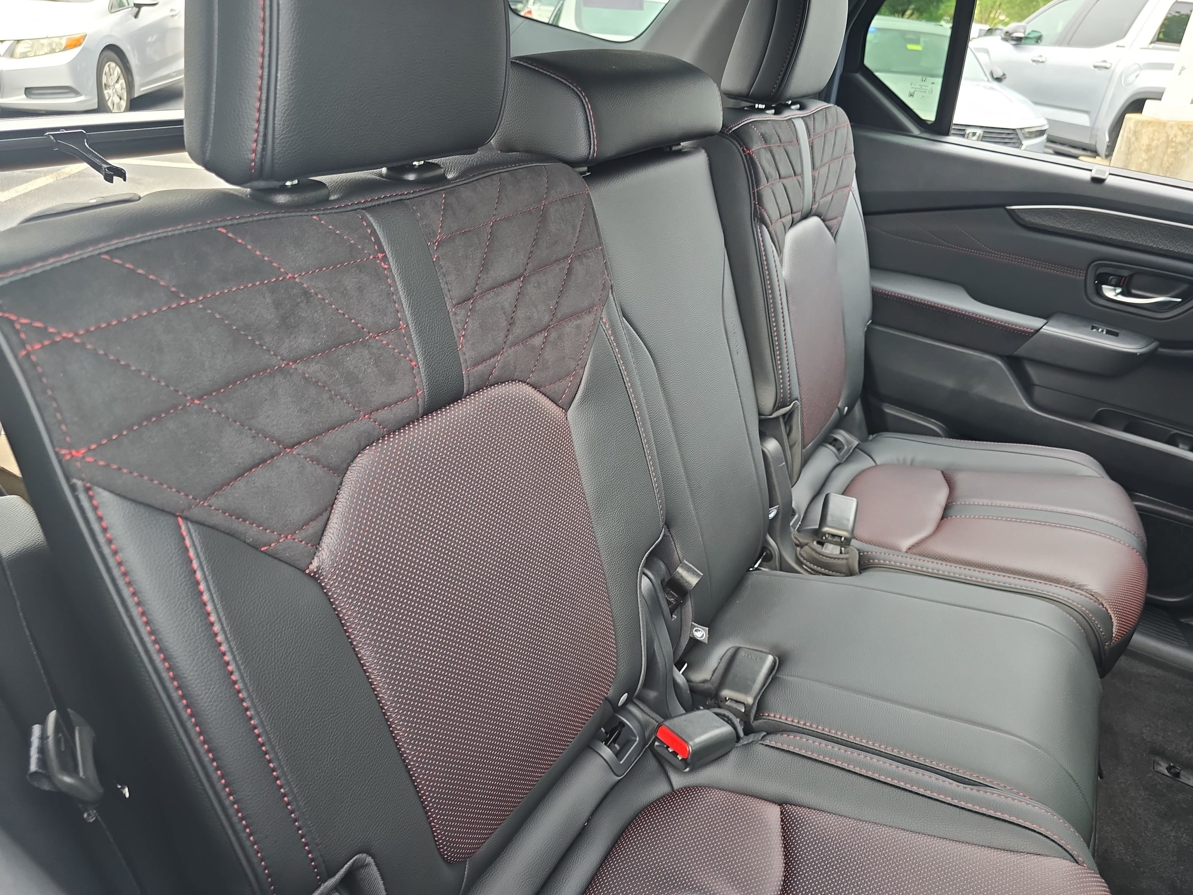 New 2026 Honda Pilot Black Edition image 12