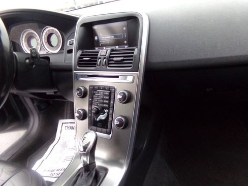 Used 2013 Volvo XC60 3.2 FWD image 44