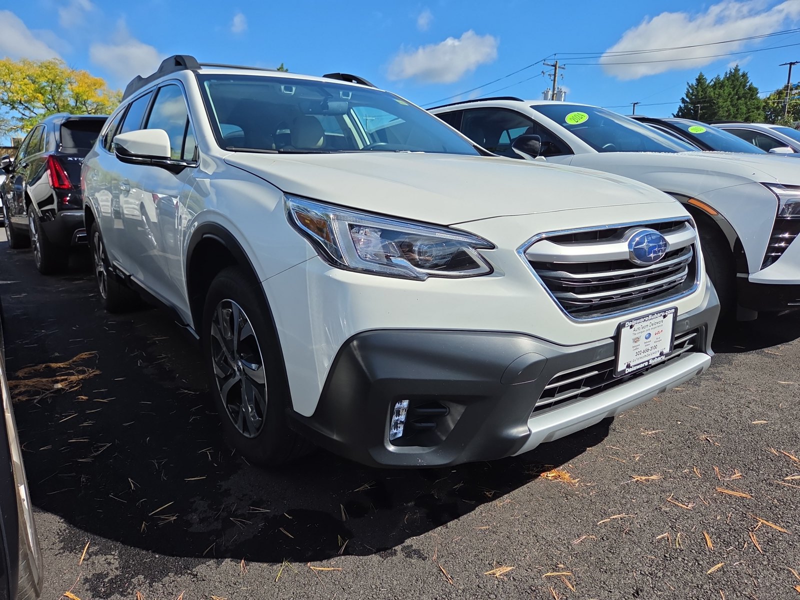 Used 2022 Subaru Outback Limited XT AWD/4WD image 2
