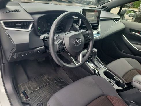 Used 2024 Toyota Corolla SE w/ Convenience Package FWD image 16