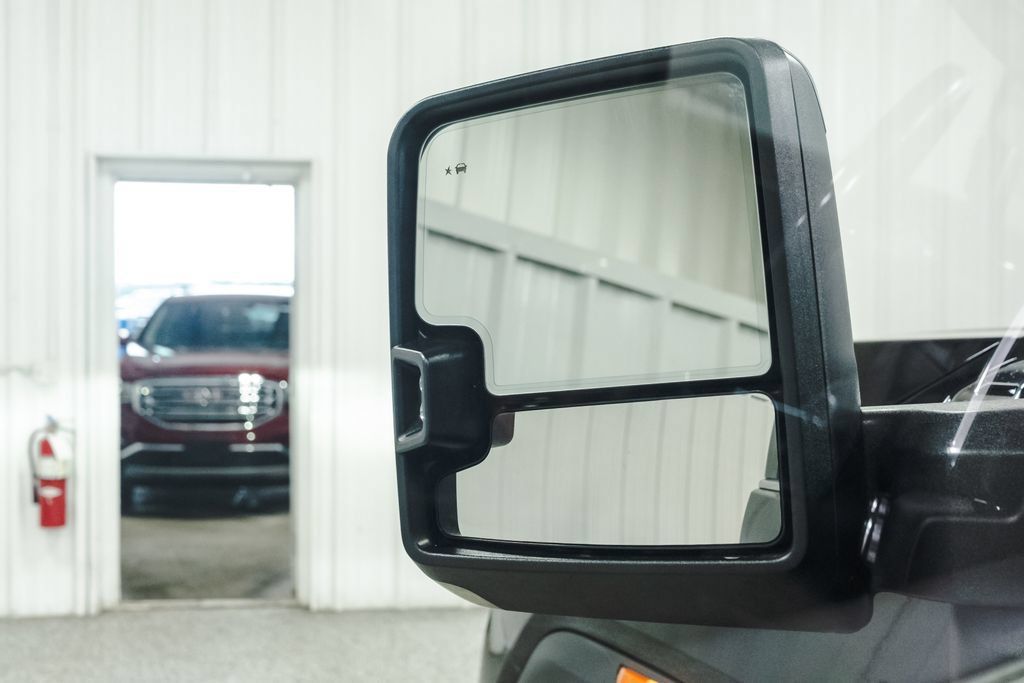 Used 2024 GMC Sierra 3500 Denali w/ Denali Reserve Package AWD/4WD image 42