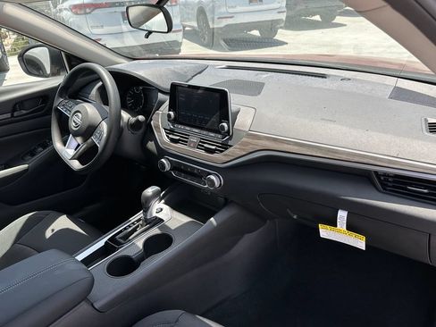 New 2026 Nissan Altima 2.5 SV FWD image 13
