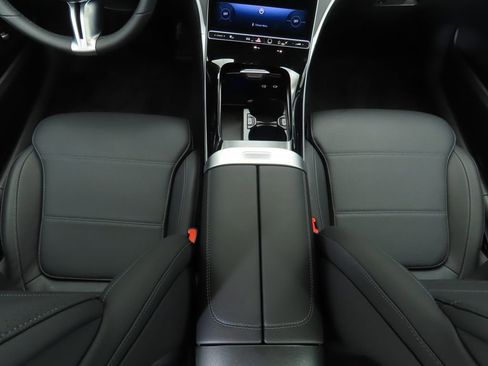 Certified 2025 Mercedes-Benz C 300 4MATIC Sedan image 17