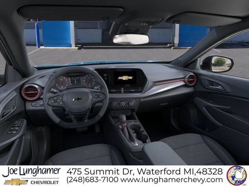 New 2026 Chevrolet Trax RS w/ Driver Confidence Package FWD image 17