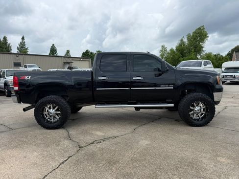 Used 2014 GMC Sierra 2500 SLE w/ HD SLE Premium Package AWD/4WD image 7