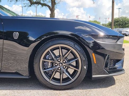 Used 2025 Ford Mustang Dark Horse RWD image 9