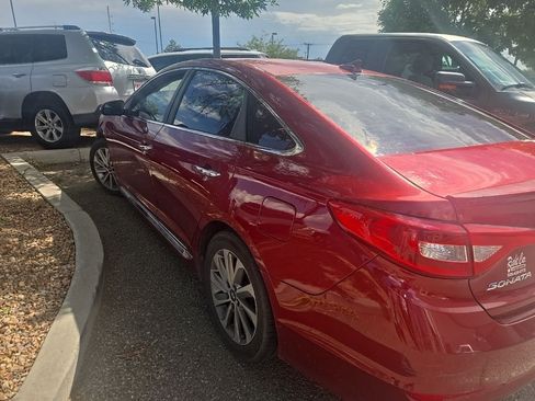 Used 2016 Hyundai Sonata Sport w/ Option Group 1V FWD image 4