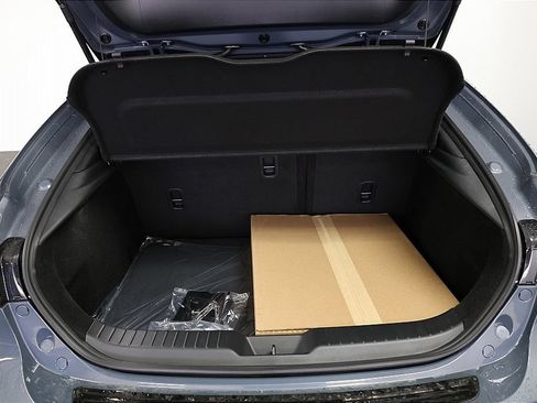New 2026 MAZDA MAZDA3 Hatchback w/Premium Plus Pkg AWD/4WD image 13