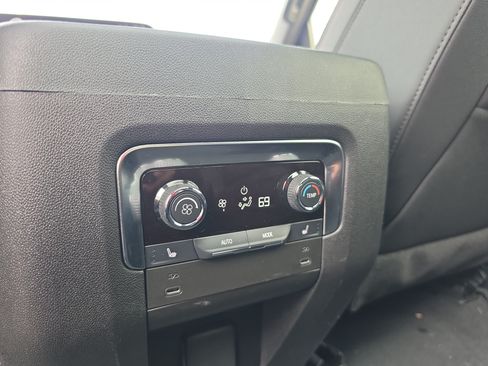 Used 2025 Chevrolet Tahoe RST w/ Comfort Package AWD/4WD image 17