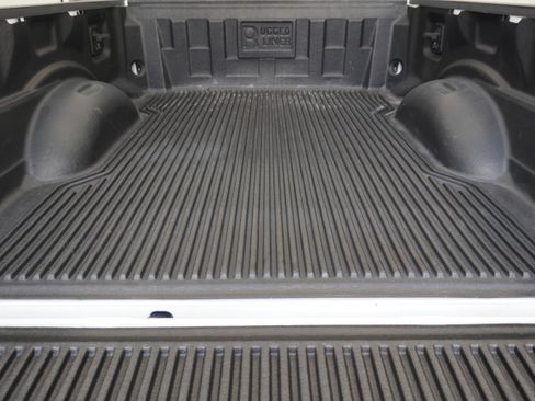Used 2018 Ford F250 XLT AWD/4WD image 24