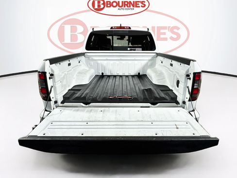 Used 2023 Nissan Frontier PRO-4X w/ Technology Package AWD/4WD image 24