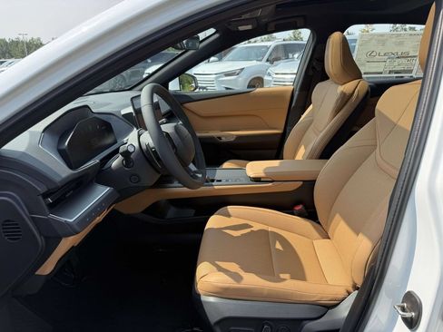 New 2026 Lexus ES 500e AWD/4WD image 12