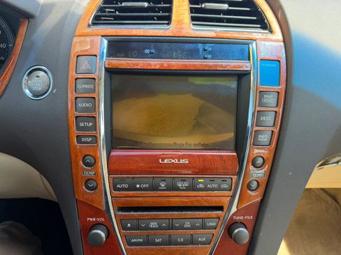 Used 2010 Lexus ES 350 image 24