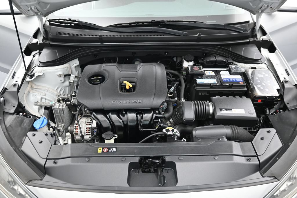 Used 2019 Hyundai Elantra SE w/ Cargo Package FWD image 31