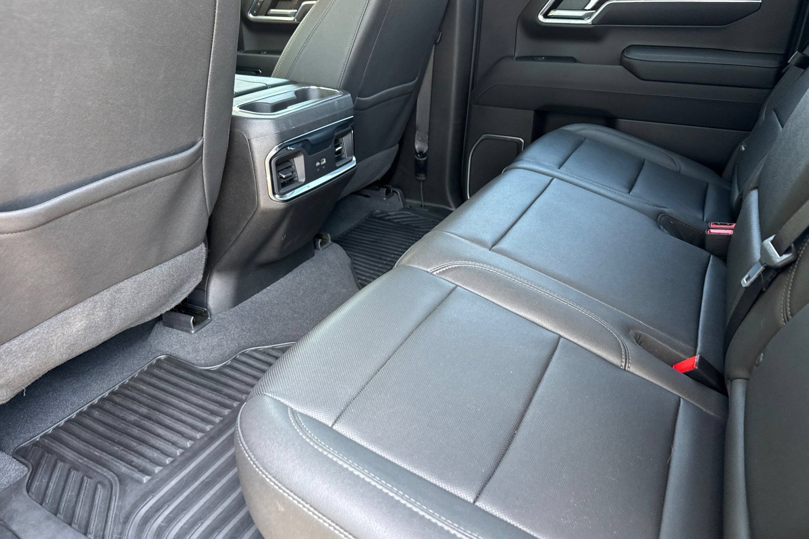 Certified 2023 Chevrolet Silverado 1500 LTZ AWD/4WD image 12