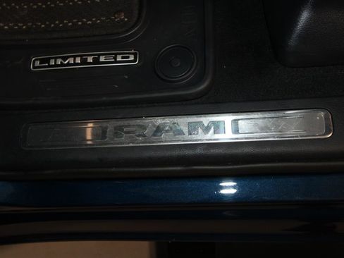 Used 2021 RAM 1500 Limited AWD/4WD image 7