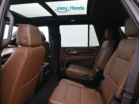 Used 2023 Chevrolet Tahoe High Country w/ Premium Package AWD/4WD image 16
