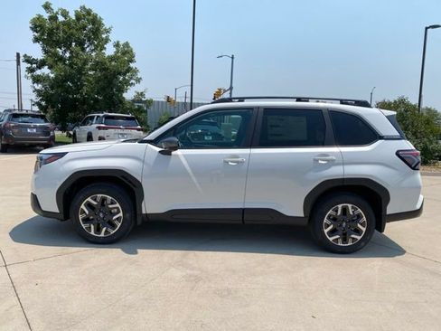 New 2026 Subaru Forester Premium AWD/4WD image 2
