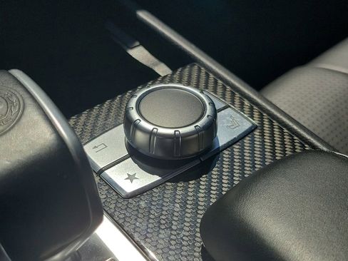 Used 2018 Mercedes-Benz SL 63 AMG image 32