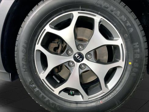 Used 2020 Kia Telluride EX AWD/4WD image 9