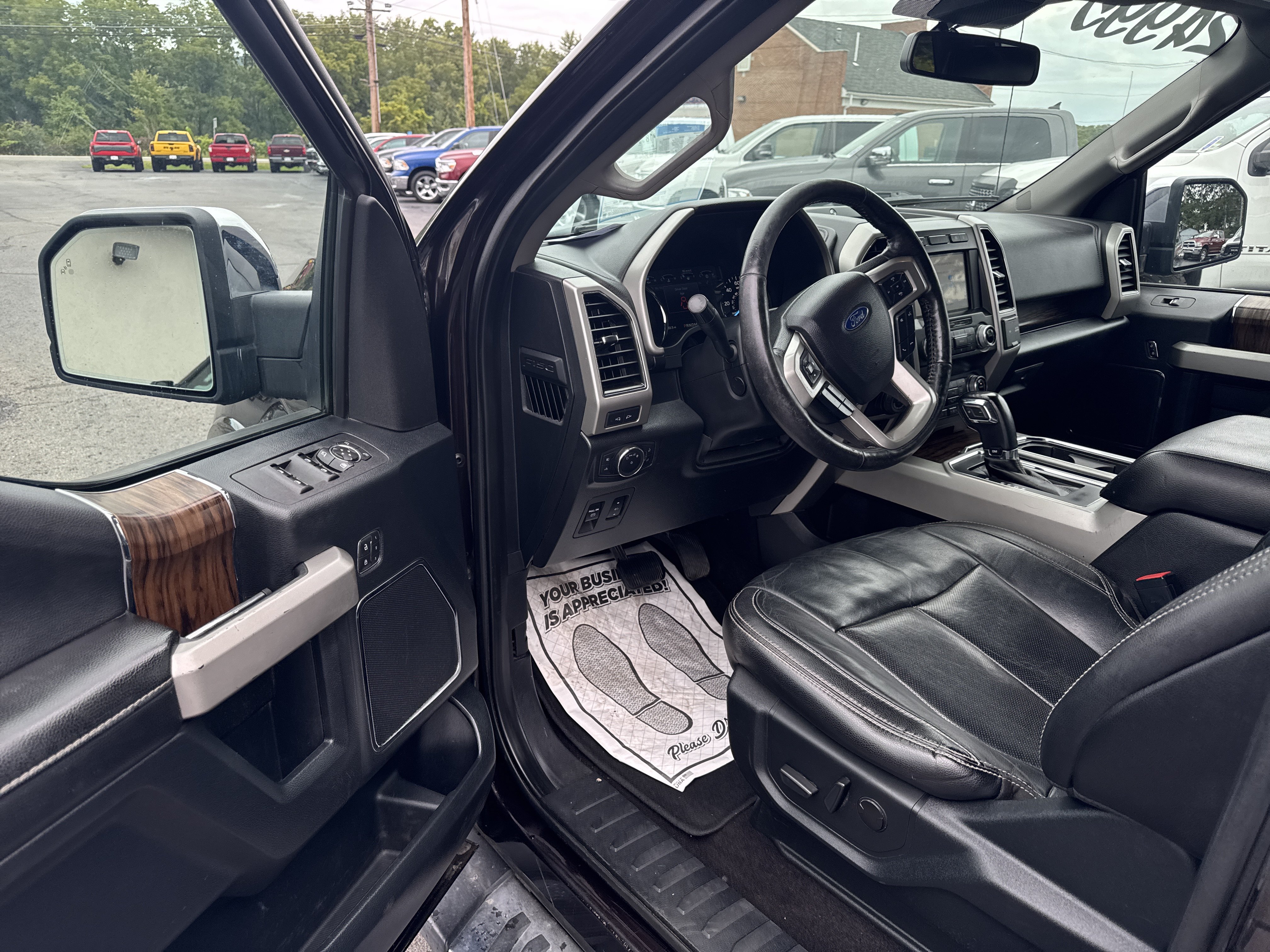 Used 2020 Ford F150 Lariat w/ Equipment Group 502A Luxury AWD/4WD image 10