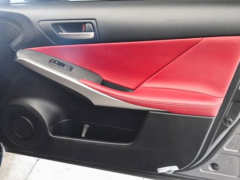 Used 2020 Lexus IS 300 F Sport w/ F Sport Package image 10