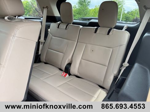 Used 2023 Ford Explorer XLT w/ Equipment Group 202A AWD/4WD image 17