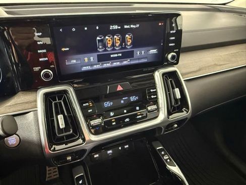 Used 2021 Kia Sorento SX Prestige AWD/4WD image 25