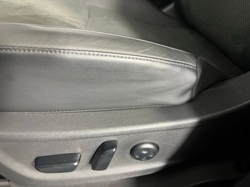 Used 2023 Nissan Ariya AWD image 24