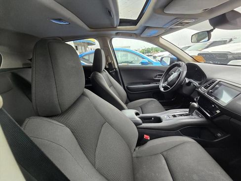 Used 2021 Honda HR-V EX image 7