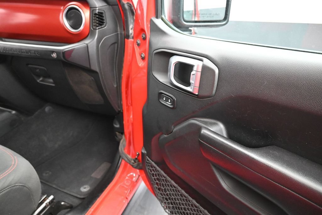 Used 2020 Jeep Wrangler Unlimited Rubicon AWD/4WD image 15