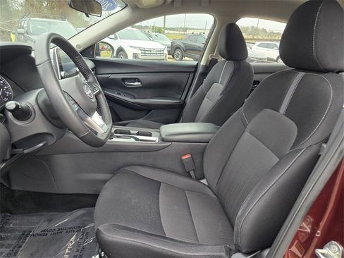 Used 2024 Nissan Sentra SV w/ All-Weather Package image 6