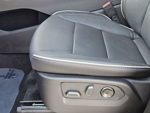 Certified 2025 Cadillac Escalade ESV Sport w/ LPO, Floor Liner Package image 29