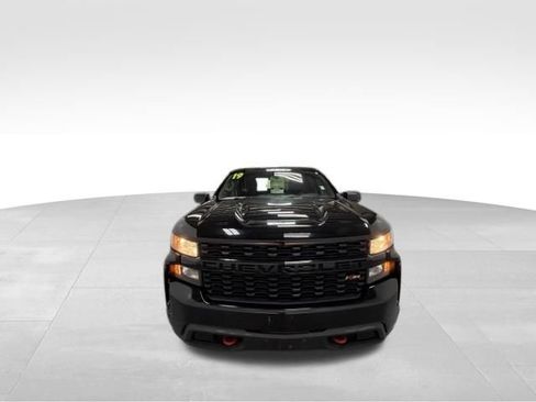 Used 2019 Chevrolet Silverado 1500 Custom Trail Boss w/ Custom Convenience Package AWD/4WD image 3