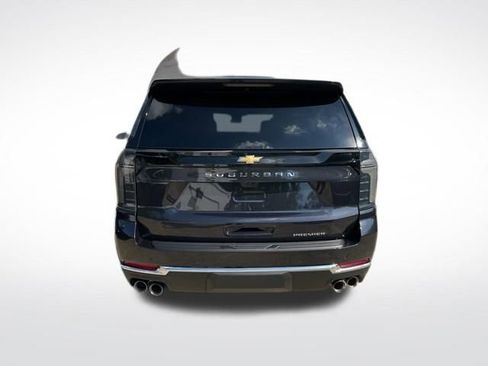 New 2025 Chevrolet Suburban Premier image 4