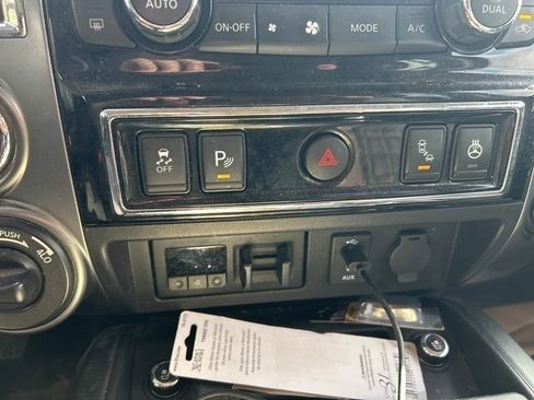 Used 2018 Nissan Titan Platinum Reserve w/ Platinum Utility Package image 26