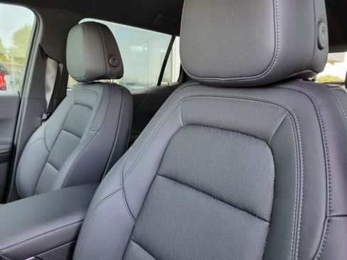Used 2025 Chevrolet Equinox LT w/ Convenience Package II FWD image 15