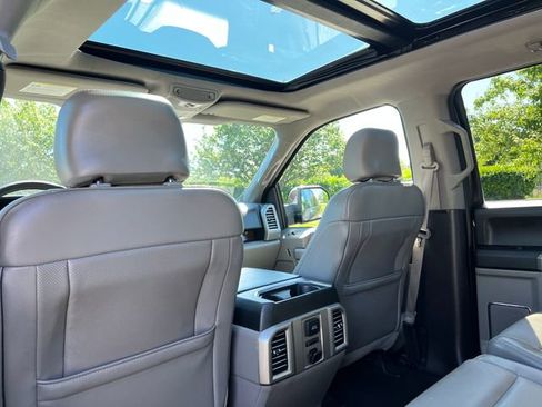Used 2016 Ford F150 Lariat w/ Equipment Group 502A Luxury AWD/4WD image 26