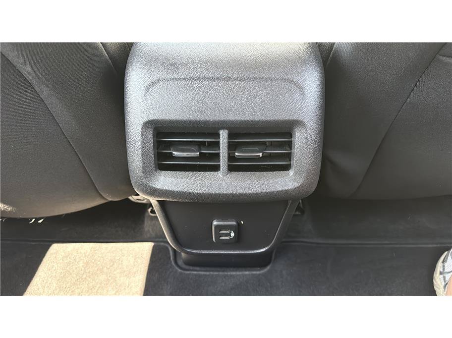 Used 2024 Chevrolet Equinox LT FWD image 19