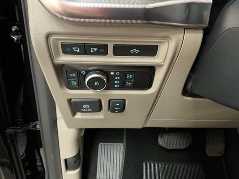 Used 2024 Ford F150 Platinum w/ Equipment Group 703A Plus AWD/4WD image 23